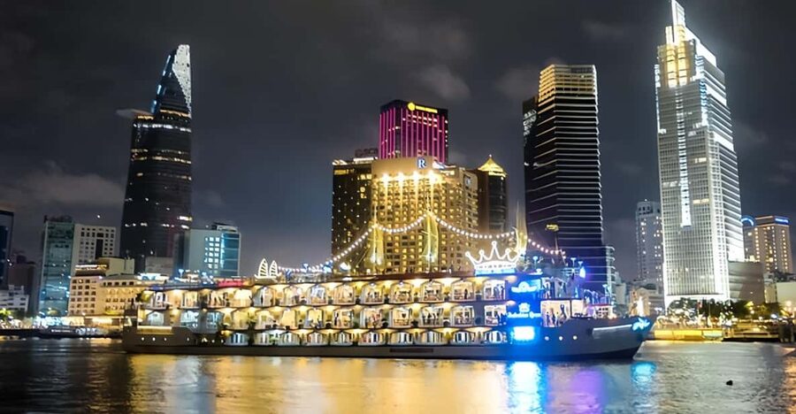 Saigon Dinner On Cruise Tour With Private Table - Private Table Romance: Why This Dinner-Cruise Format Works