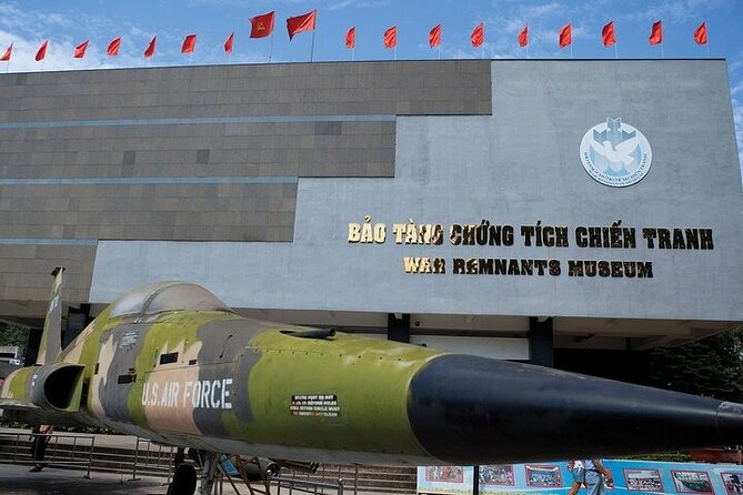 Saigon Highlights Full Day Tour - A 7:30 am plan from District 1, with AC and a real lunch