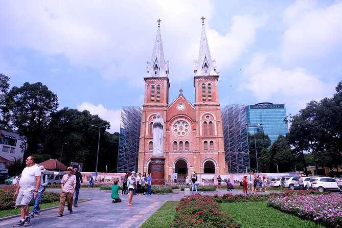 Saigon Historical City Tour On Motorbike - Explore French Quarter - Local Markets and Food Stops: The Part That Makes It Feel Like Saigon