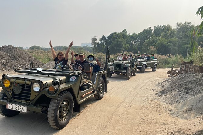 Saigon Jeep City Tour, Backstreet, Cultures hidden Gems 4 Hours - Binh Tay Market, District One Lunch Time, and the Tunnel Panorama
