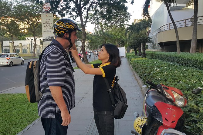 Saigon luxury food tour on motorbike with 10 authentic dishes - Ho Thi Ky Flower Market: A Nighttime Starter That Sets the Mood