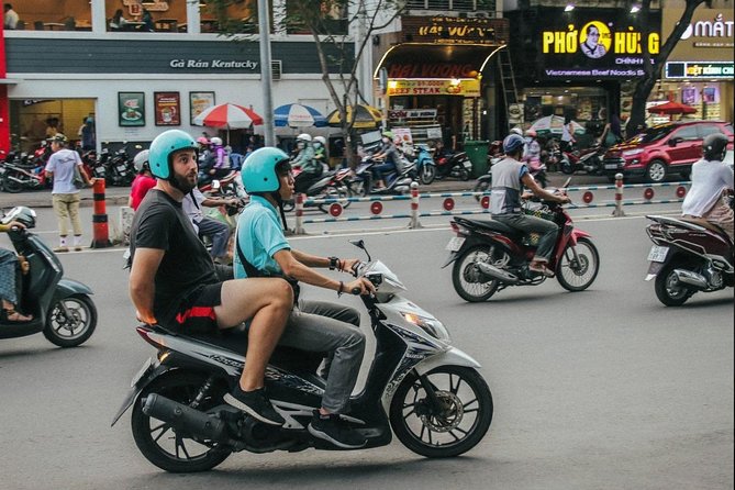 Saigon On 2 Wheels - Stop 1: Thich Quang Duc Monument, history in one stark scene