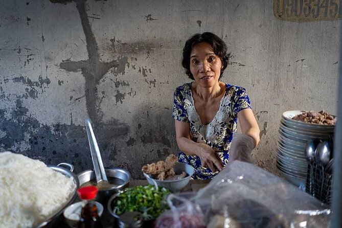 Saigon Railway Village Photo Tour - Breakfast reality check: coffee and noodles or banh mi