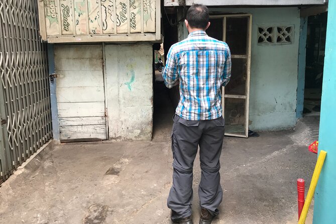 Saigon Slum tour and Saigon Chillspots by motorbike/ Aodai rider - Safety, comfort, and what to wear in Saigon
