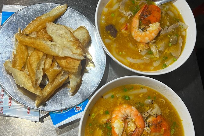 Saigon Street Food By Night - Foodie City Private Tour With Local Guide - Weather matters in a very real way