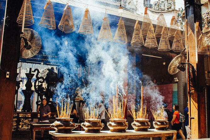 Saigon Unseen, History, & Hidden Gems Sightseeing Motorbike Tour - District 10 wet market: where you learn what locals shop for