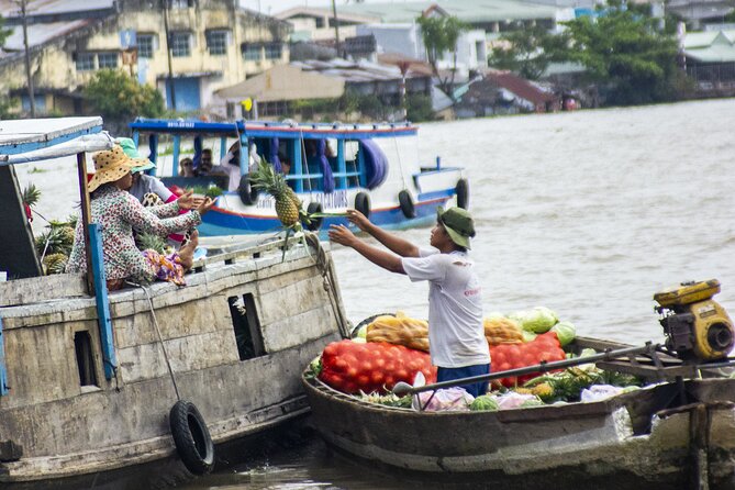 Small-group 2-Day Mekong Delta: Floating market, Cooking Class... - Group size: why it matters more than you think