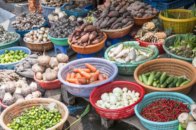 Small-group Cooking Class with Market visiting (4-5 hours) - How the Market Visit Teaches You to Cook, Not Just Eat