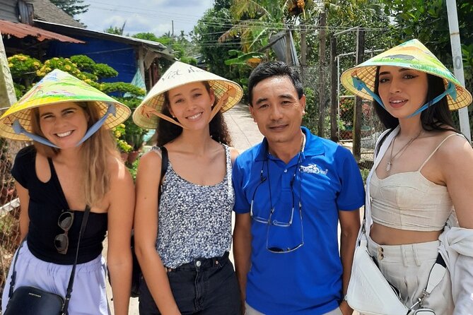SMALL GROUP - Mekong Delta 1 Day Tour with Lunch - Honey tea, fruit, and Don Ca Tai Tu: culture you can actually sit with