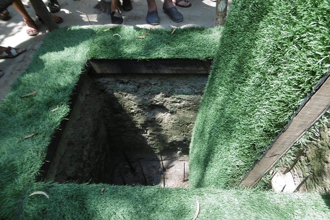 Small-group Saigon City & Cu Chi Tunnels Day Trip - Timing and comfort: the drive vs the time on site