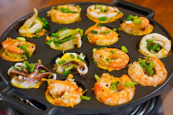 Super Niche Walking Street Food Tour in Ho Chi Minh City - How the Guide Helps You Stay Safe and Eat Confidently