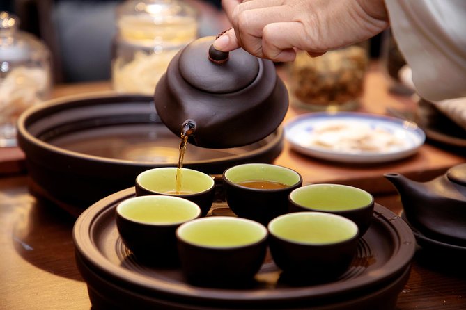 Tea & Coffee Experience - Stop 4: A Vegetarian Meal for Sharing That Keeps the Day Social