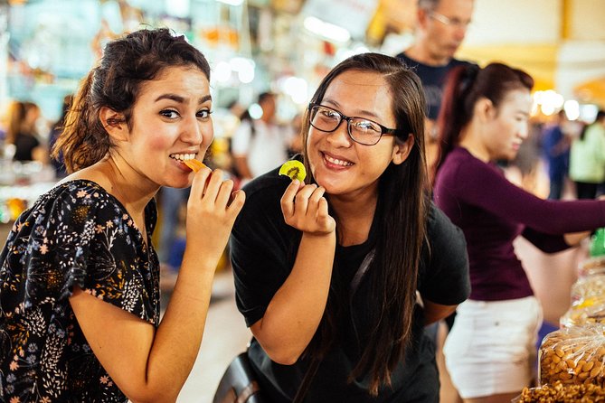 The 10 Tastings of Ho Chi Minh City With Locals: Private Street Food Tour - Mariamman Hindu Temple: a food tour with real street texture