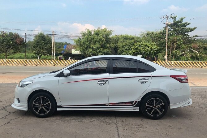 (TOP) Private car: Ho Chi Minh Airport (SGN) from/to Mui Ne - Arrival Pickup at SGN: Name Sign, Exit Gate, and Waiting Rules