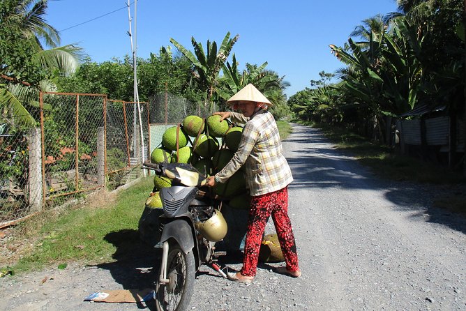 Two -day Journey Off the Beaten Path for a True Mekong Adventure - Sunrise Kayaking, Calm Water, and Early-Morning Focus