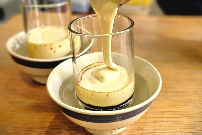 Vietnam Coffee Journey - Make extraordinary tasty coffee yourself - The Phin lesson, the small dripper that does the heavy lifting