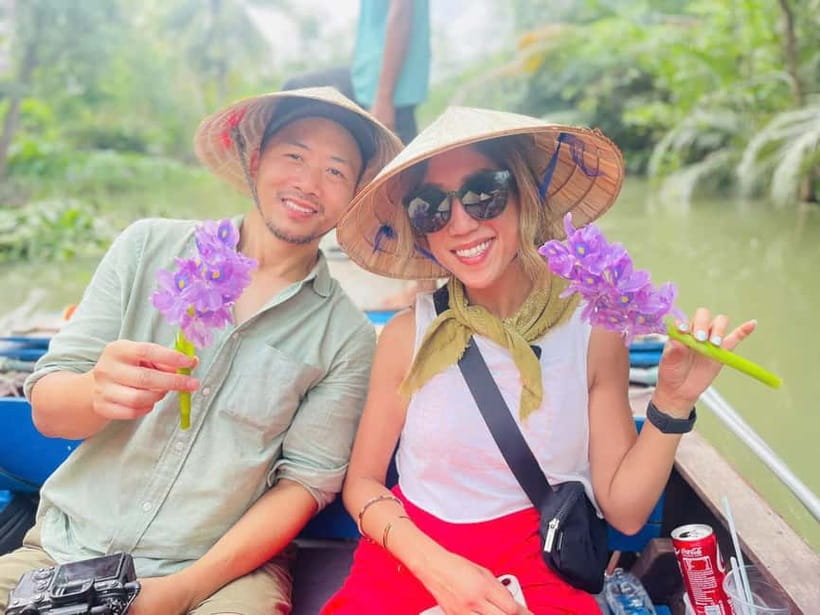 Vietnam Mekong Delta: 2-Day Cai Rang & River Adventure HCM - Day 2: Cai Rang Floating Market in the morning, then noodles and pineapple