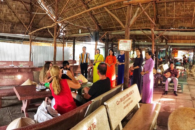 VIP Tour Cuchi Tunnels & Mekong Delta Cruise Full Day Group 12pax - Who this tour suits best