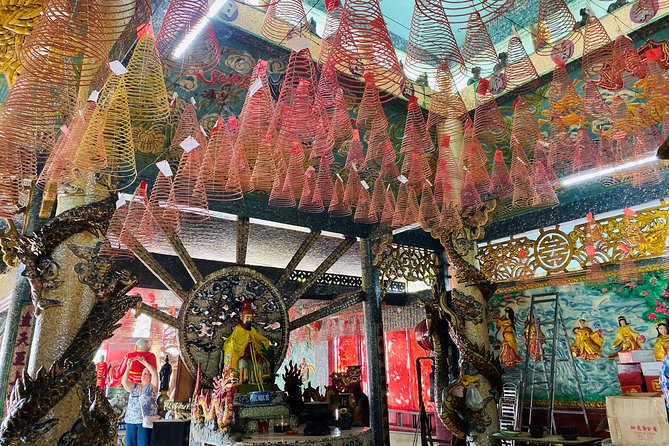 VIP Tour in Dragon Floating Temple sightseeing by SpeedBoat - Dragon Floating Temple on Snake Island: what to expect on arrival