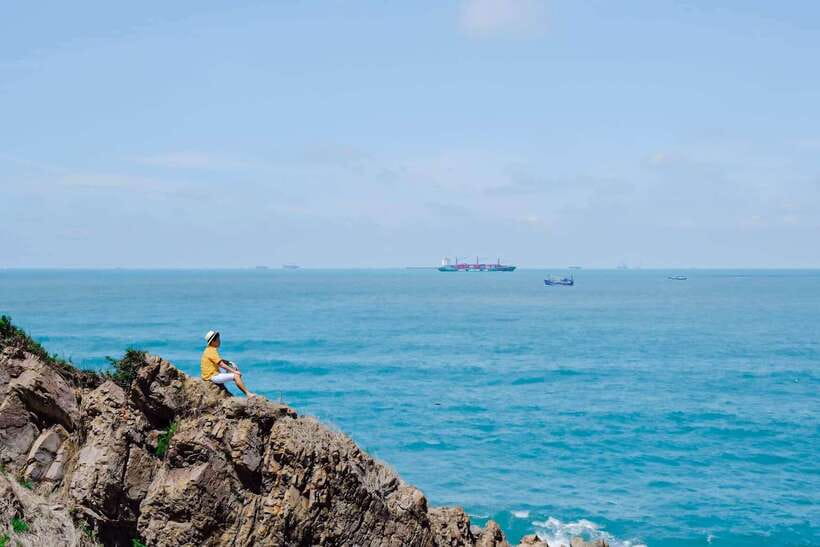 Vung Tau Beach Full Day Trip From Ho Chi Minh City - Vung Tau in one day: beach time plus major religious stops