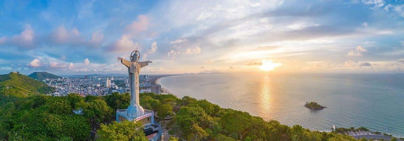 Vung Tau Beach Full Day Trip From Ho Chi Minh City - Getting to Vung Tau from Ho Chi Minh City: early pickup, steady schedule