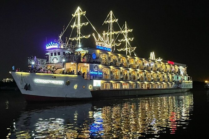Water Puppet Show/ Foot Massage - Dinner Cruise Saigon Night Private Tour - Dinner, set menu style: how to get good value from the meal